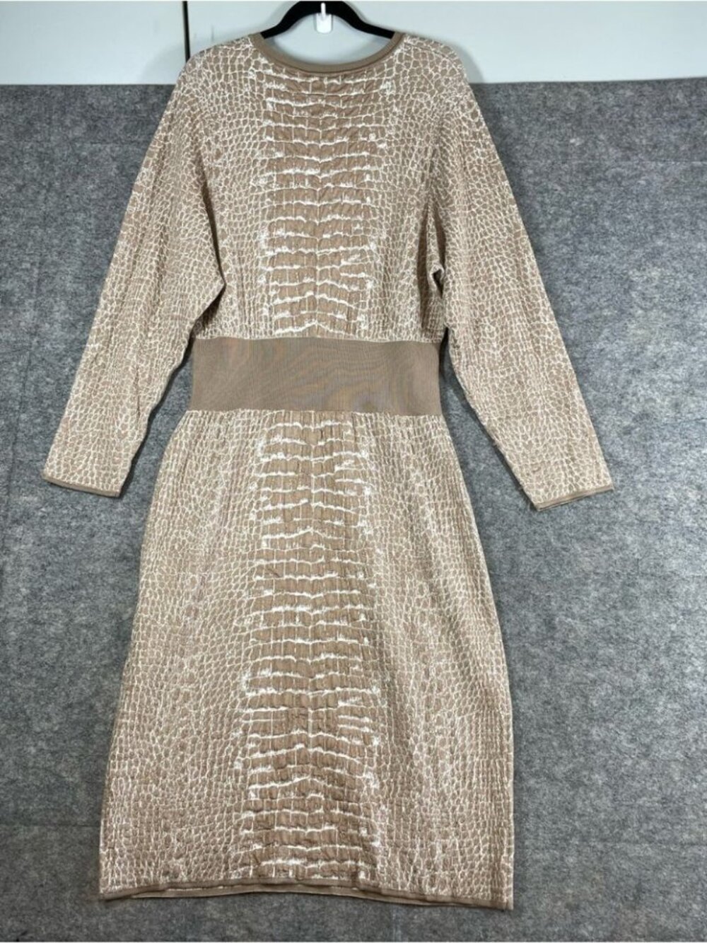 BOSS Hugo Boss Croccodile Print Knit Dress Beige XXL Quiet Luxury Career Midi - Picture 9 of 12